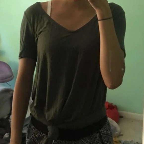 BUNDLE two shirts - Picture 2 of 6